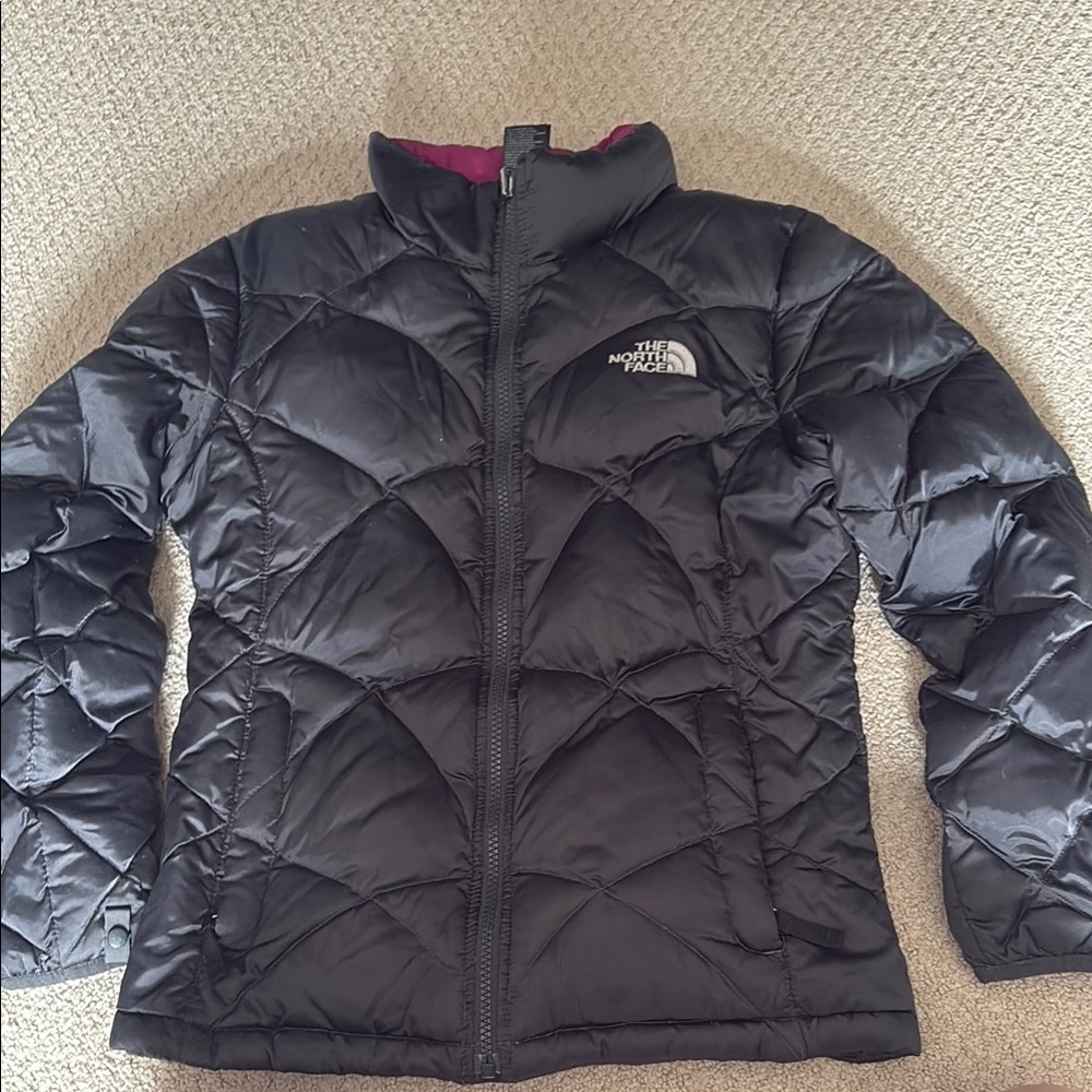 The North Face Girls Large Black Puffer Jacket Insulated Winter Coat